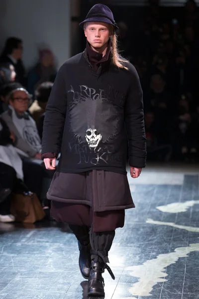Look 35